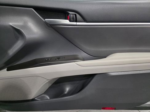 Used 2023 Toyota Camry LE w/ Convenience Package image 13