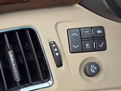 Used 2012 Cadillac CTS Luxury image 26