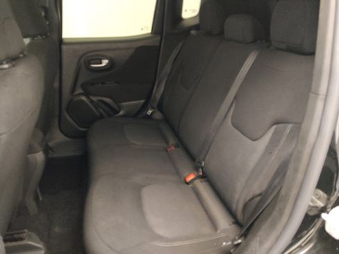 Used 2021 Jeep Renegade Sport FWD image 18