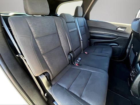Used 2024 Dodge Durango SXT image 25