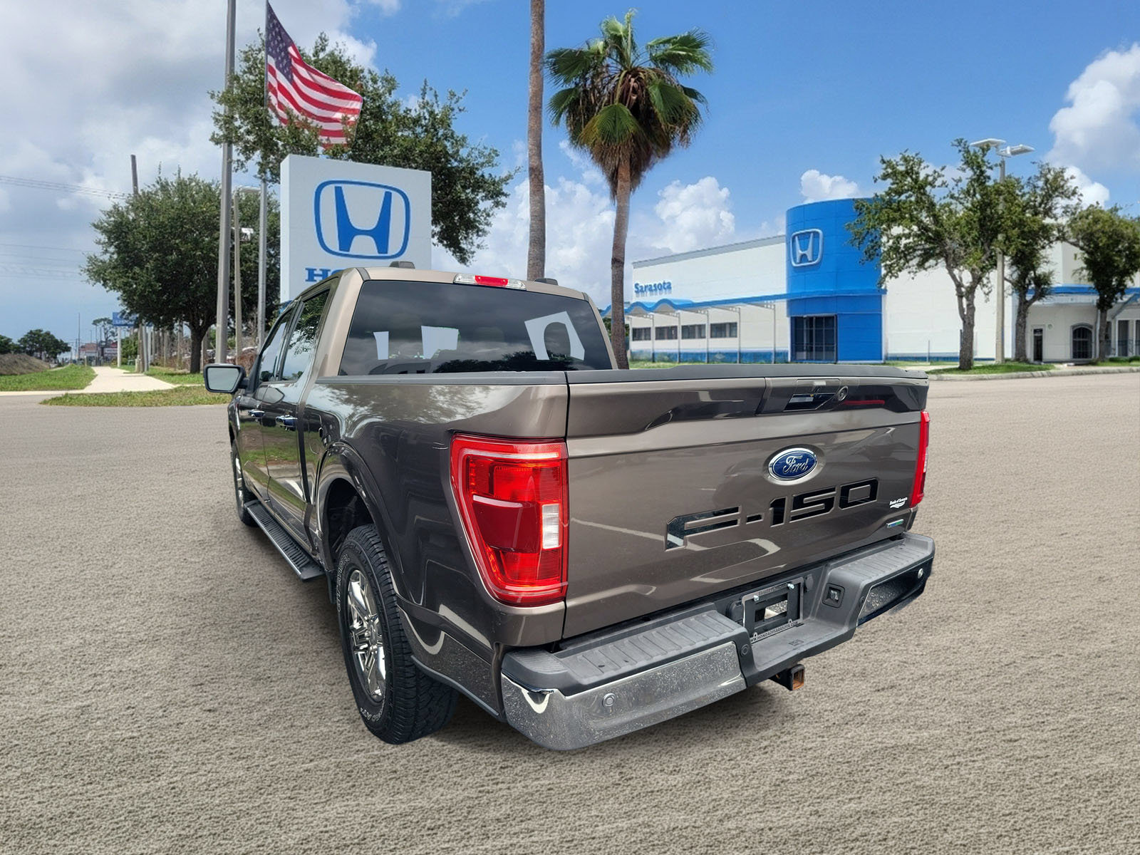 Used 2021 Ford F150 XLT w/ Equipment Group 302A High RWD image 5