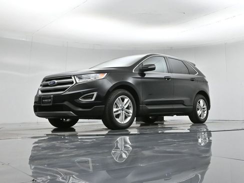 Used 2016 Ford Edge SEL image 43