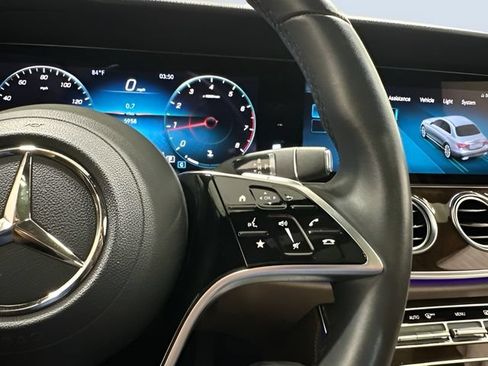 Certified 2022 Mercedes-Benz E 350 4MATIC Sedan image 18