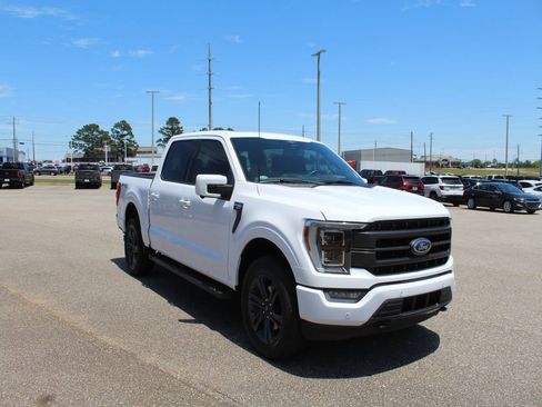 Used 2023 Ford F150 Lariat w/ Equipment Group 502A High AWD/4WD image 3