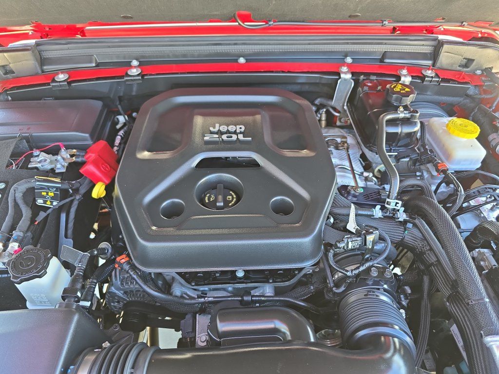 Used 2020 Jeep Wrangler Sport AWD/4WD image 31