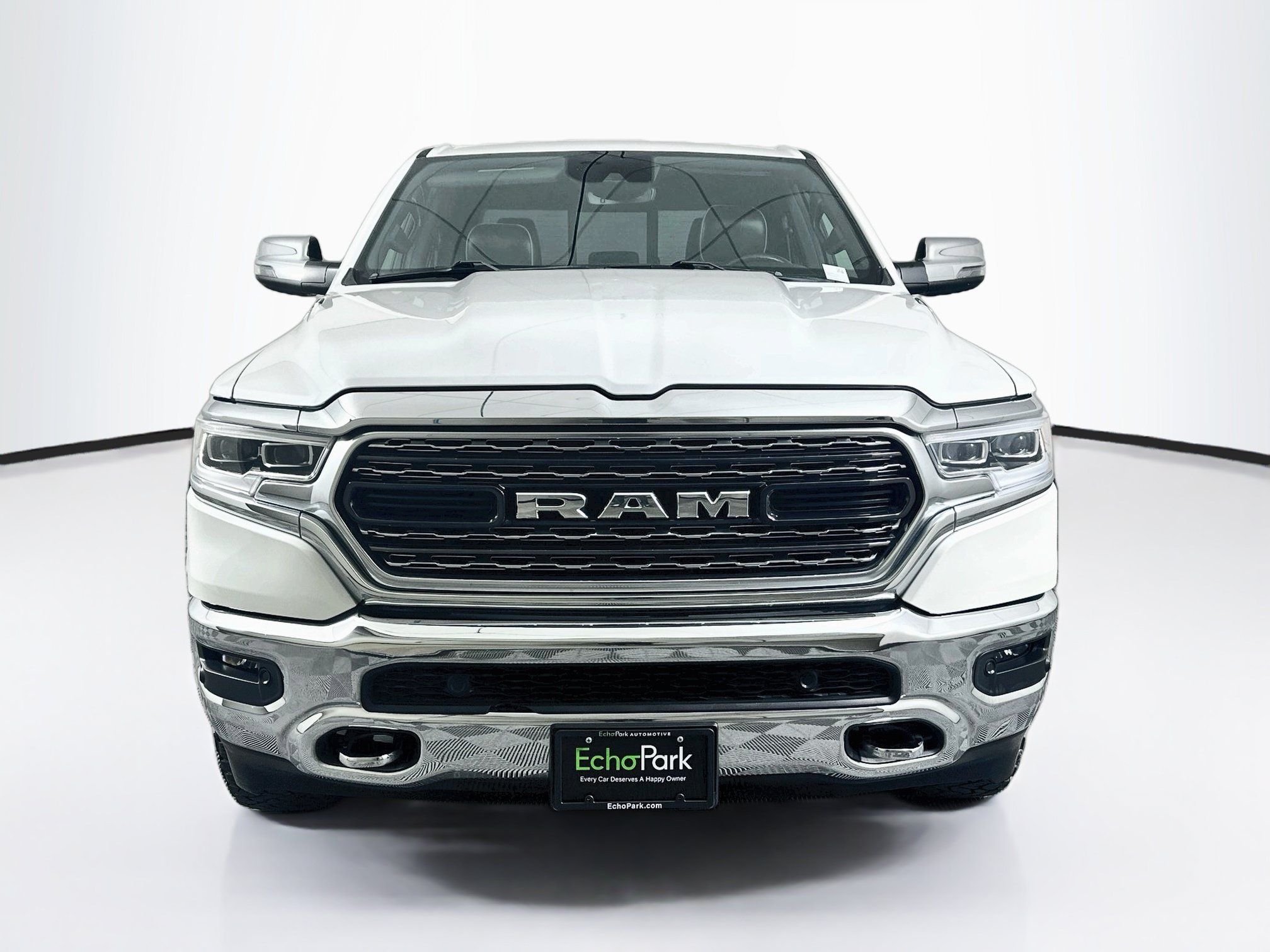 Used 2023 RAM 1500 Limited AWD/4WD image 2