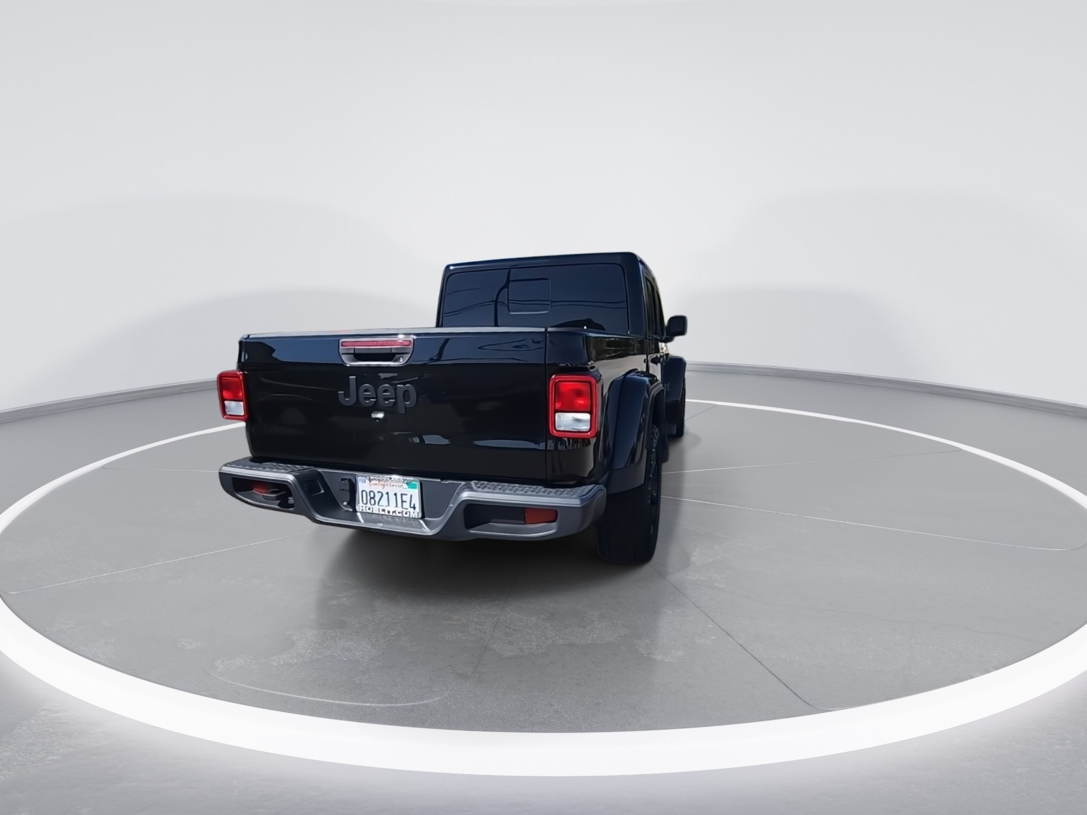 Certified 2025 Jeep Gladiator Sport AWD/4WD image 4