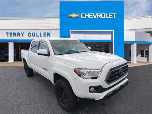 Used 2023 Toyota Tacoma SR5 image 1