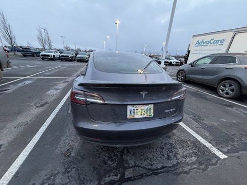 Used 2022 Tesla Model 3 Performance image 12