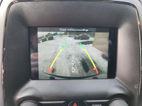 Used 2018 Dodge Durango GT image 21