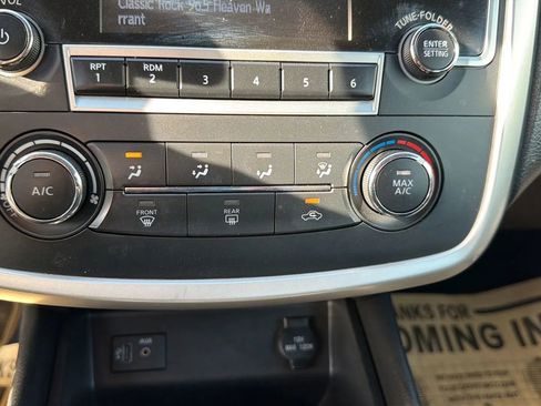 Used 2017 Nissan Altima 2.5 SR image 23