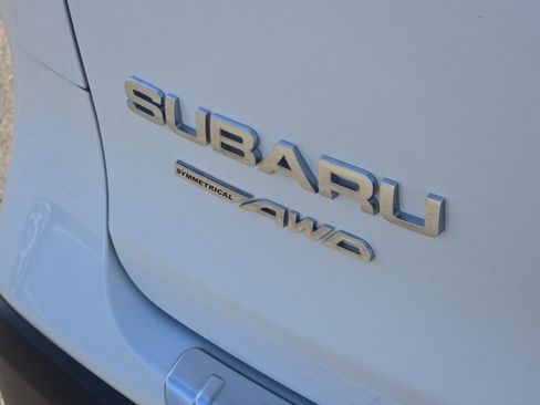 Used 2022 Subaru Ascent Limited w/ Technology Package image 12