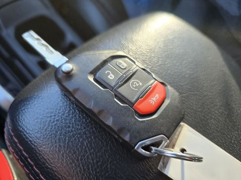 Used 2021 Jeep Wrangler Unlimited Rubicon w/ Xtreme Recon 35" Tire Package image 34