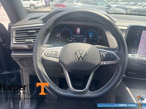 Used 2025 Volkswagen Atlas Cross Sport SE w/ Panoramic Sunroof Package AWD/4WD image 17