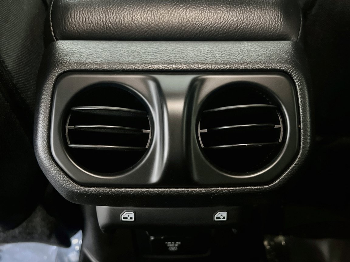 Used 2021 Jeep Gladiator Sport AWD/4WD image 18