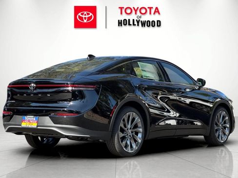 New 2026 Toyota Crown AWD/4WD image 4