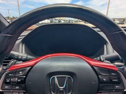 Used 2022 Honda Accord Sport image 32