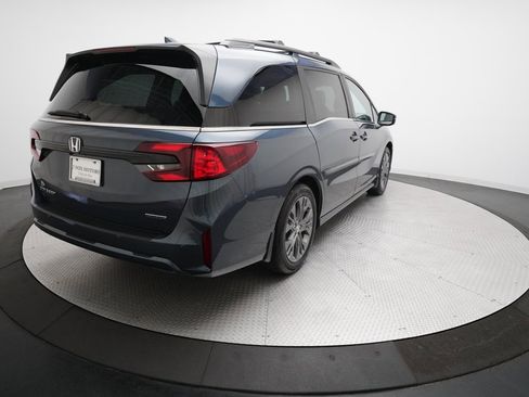 Certified 2025 Honda Odyssey Touring image 27