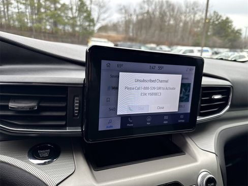 Used 2022 Ford Explorer XLT w/ Equipment Group 202A image 28