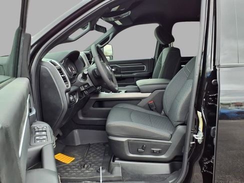 New 2026 RAM 2500 Big Horn AWD/4WD image 20