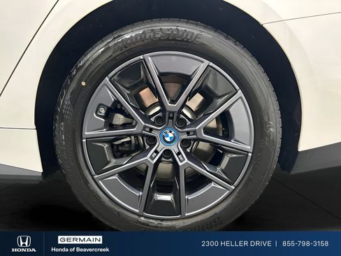 Used 2023 BMW i4 eDrive40 RWD image 30