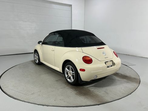 Used 2004 Volkswagen Beetle GLS FWD image 17