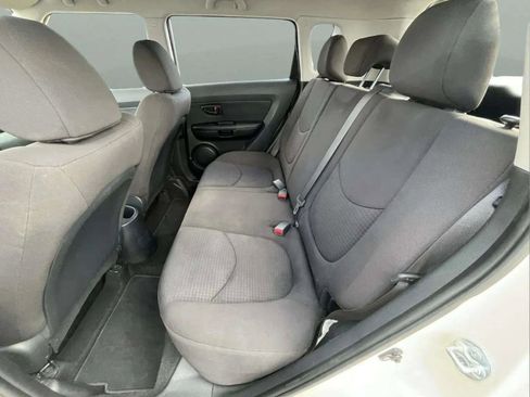Used 2013 Kia Soul image 11