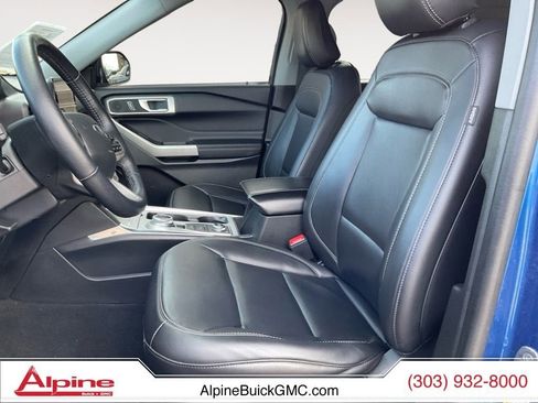 Used 2023 Ford Explorer XLT w/ Equipment Group 202A image 9