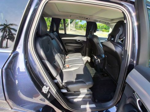 Used 2017 Volvo XC90 T5 Momentum w/ Vision Package FWD image 35
