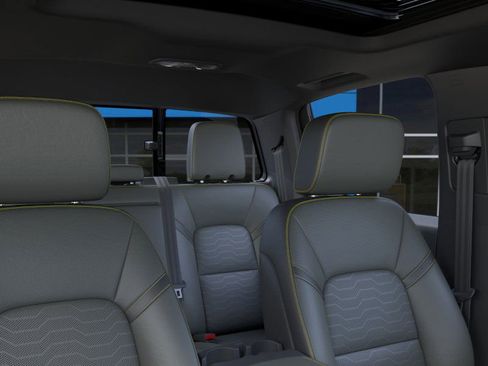 New 2026 Chevrolet Colorado ZR2 w/ Technology Package image 25