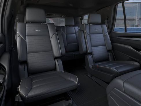New 2026 Cadillac Escalade Luxury w/ Touring Package AWD/4WD image 17