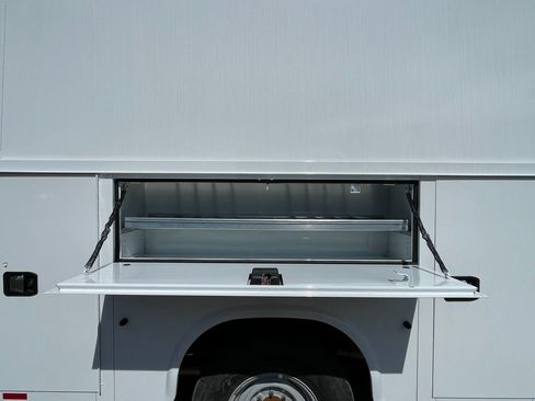 New 2026 Ford E-350 and Econoline 350 Super Duty w/ Power Equipment Group RWD image 18