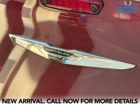 Used 2020 Chrysler 300 Touring w/ Sport Appearance Package image 13