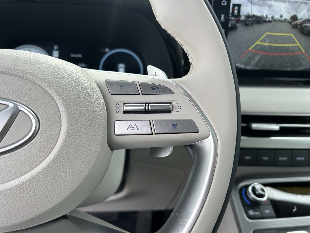 Certified 2024 Hyundai Palisade Calligraphy FWD image 33