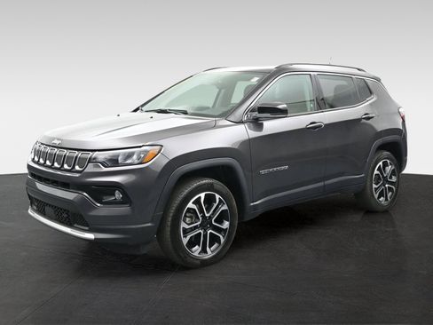 Used 2022 Jeep Compass Limited w/ Sun and Sound Group AWD/4WD image 8