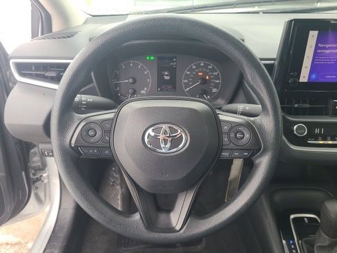 Used 2024 Toyota Corolla LE image 19