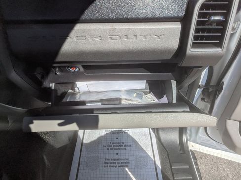 Used 2017 Ford F250 XL w/ STX Appearance Package image 44