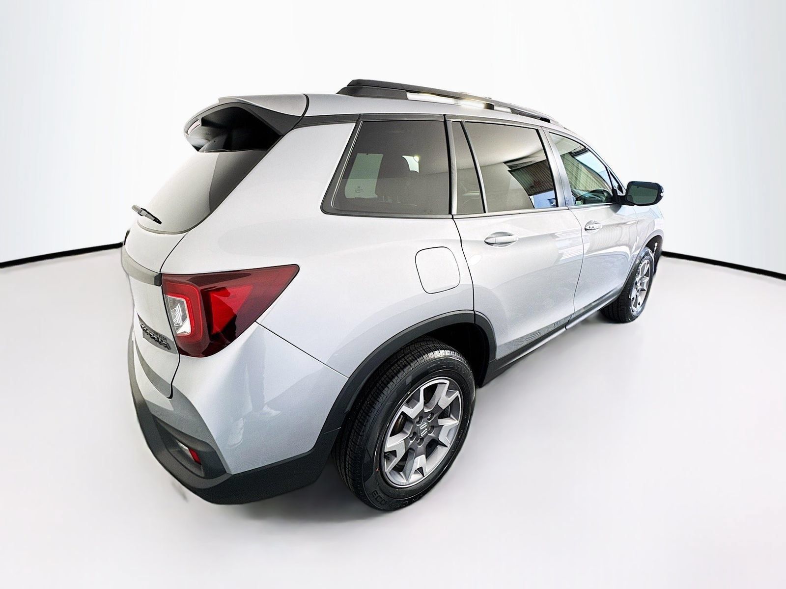 Used 2023 Honda Passport TrailSport image 10