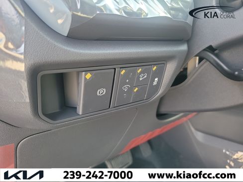 New 2027 Kia Seltos S FWD image 28