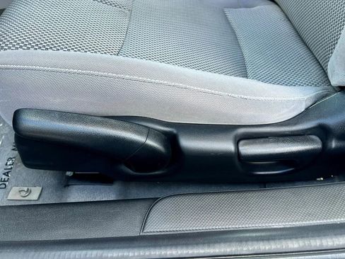 Used 2011 Honda CR-Z EX image 24