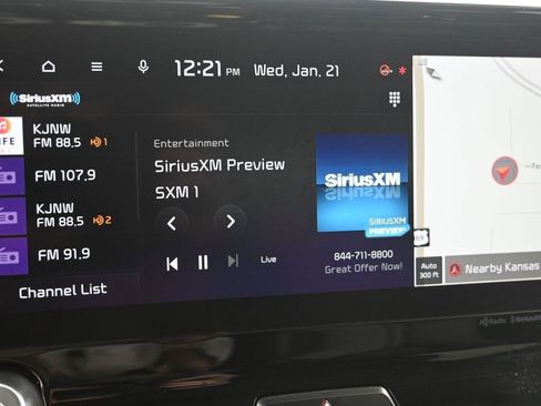 Certified 2023 Kia Sorento SX image 19