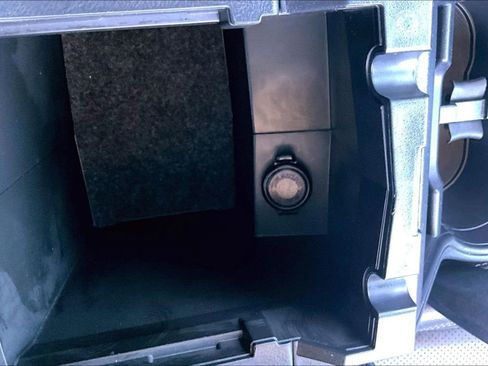 Used 2022 Subaru Forester Touring image 16