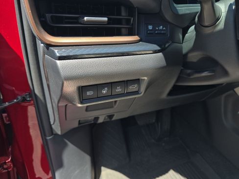 Used 2024 Toyota Grand Highlander AWD Hybrid image 21