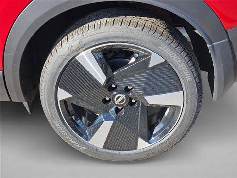 New 2026 Nissan Kicks SR FWD image 10