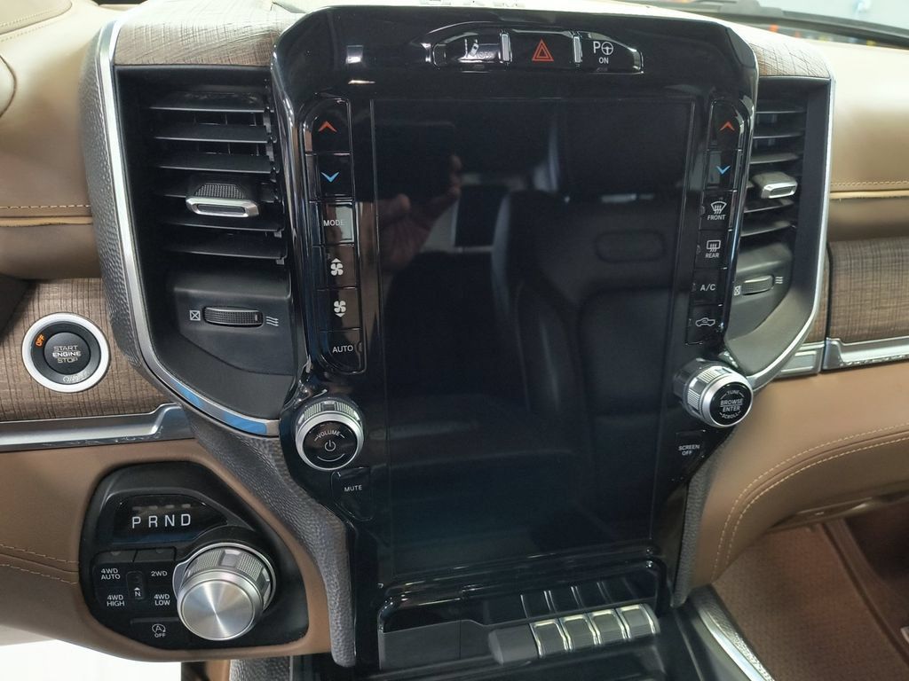 Used 2022 RAM 1500 Limited AWD/4WD image 21