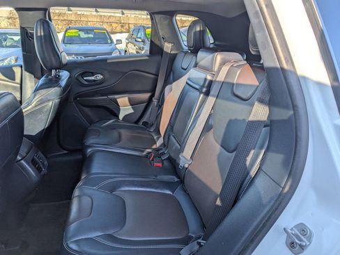 Used 2015 Jeep Cherokee Limited w/ Luxury Group image 25