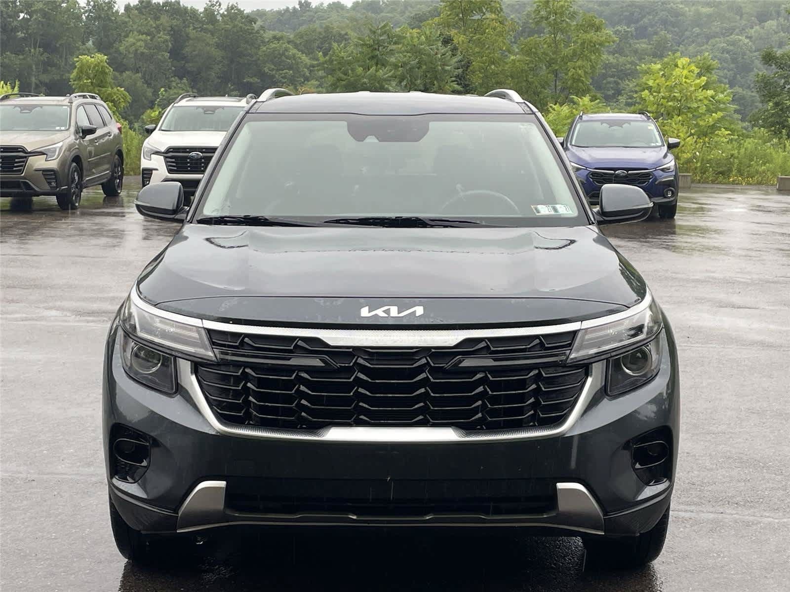 Used 2025 Kia Seltos S AWD/4WD image 6
