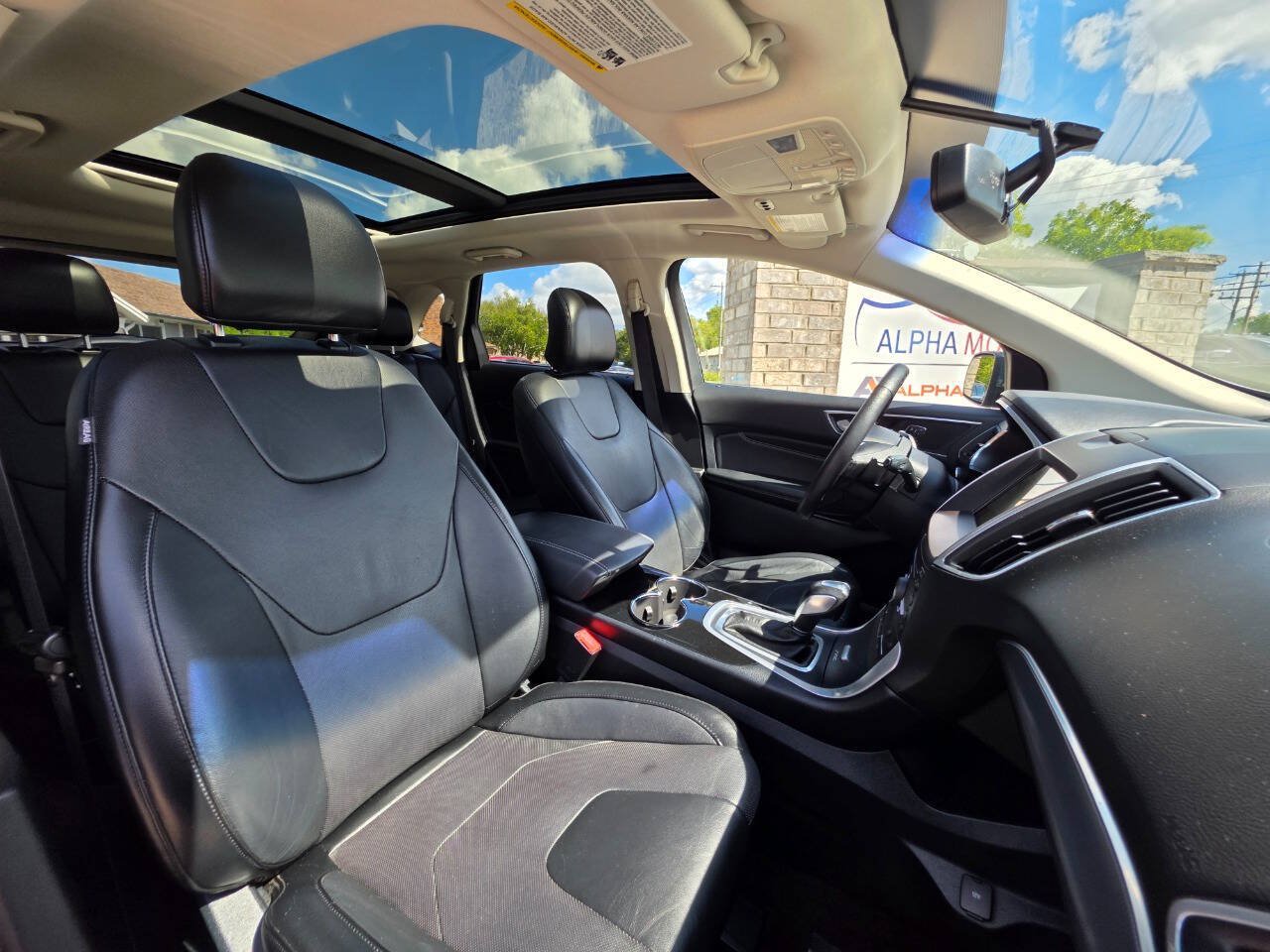 Used 2016 Ford Edge Titanium w/ Equipment Group 301A AWD/4WD image 9