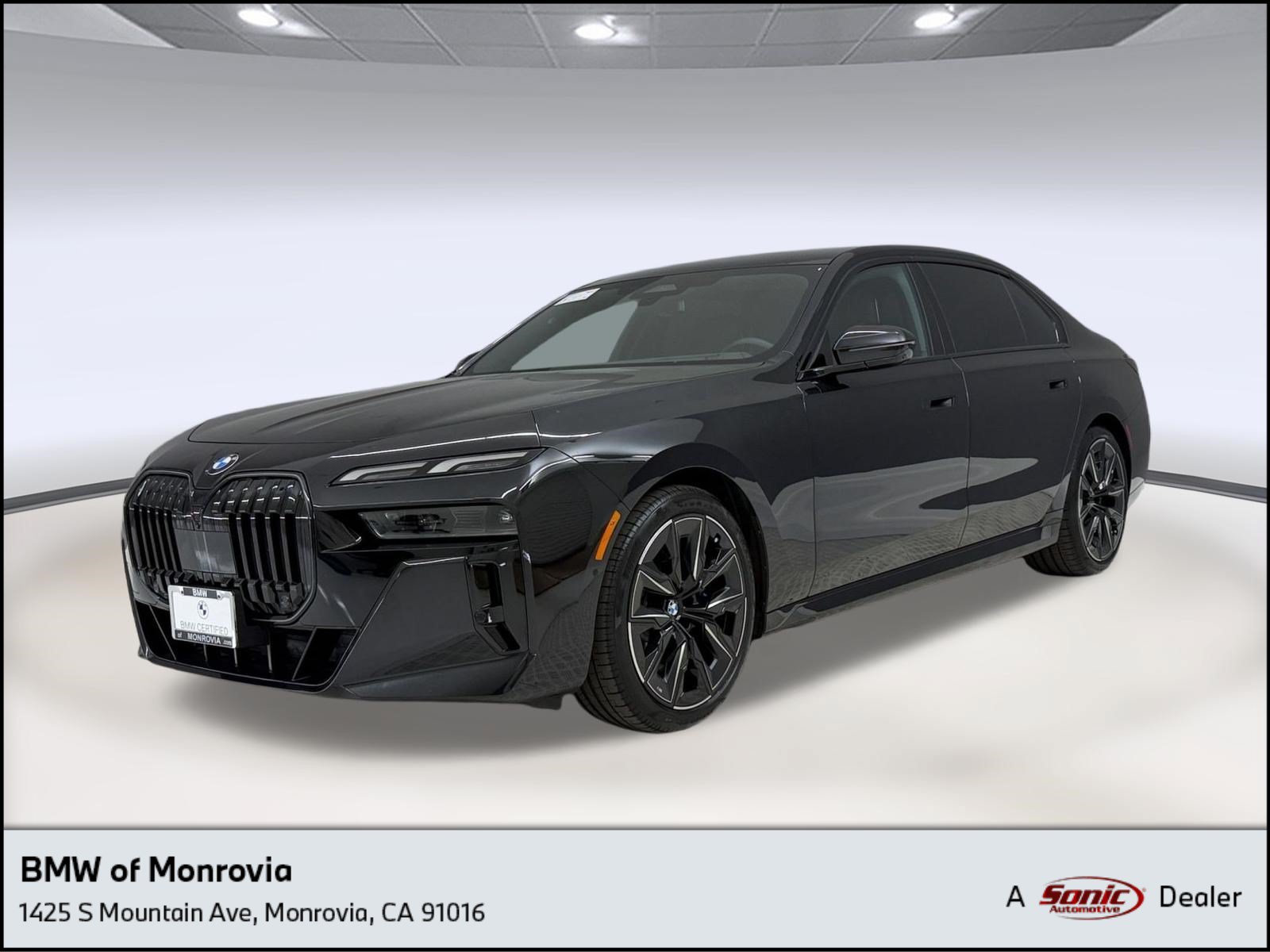 Certified 2025 BMW 740i w/ Premium Package RWD image 1
