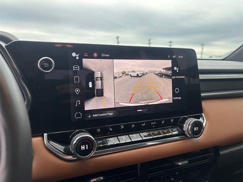 Used 2023 GMC Canyon AT4 w/ AT4 Premium Package image 22